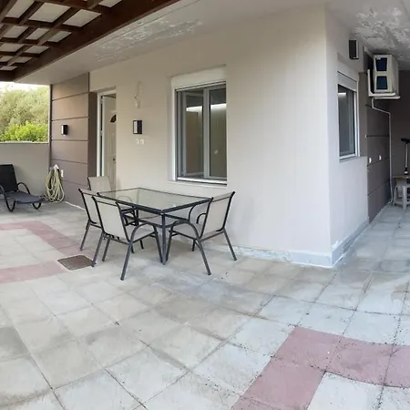 Silver Cool Raches Vakantiehuis Kouvéla