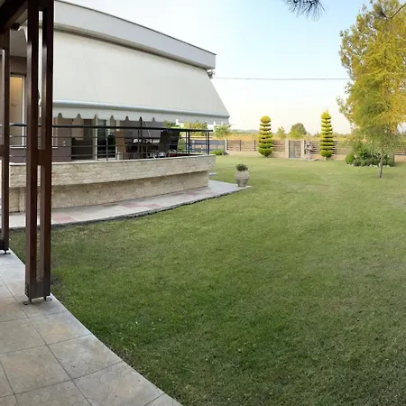 Silver Cool Raches Holiday home
